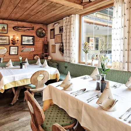 Konukevi Fischerwirt Am Achensee 3*